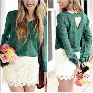 Cabi Bountiful Kelly Green Floral Blouse Chiffon Long Sleeve Cut Out 5208 Sz M